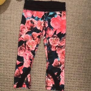 Lululemon 3/4 Cropped Leggings